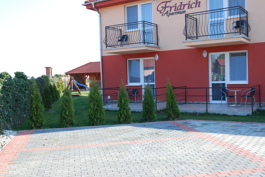 Fridrich Apartman Apartamento Veľký Meder Exterior foto